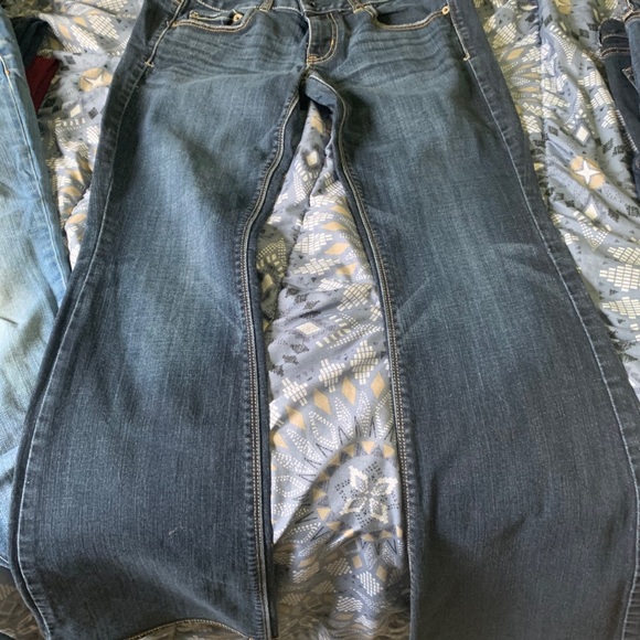 Jeans - Picture 2 of 3